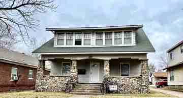 featured image of 110 W Lindburg St