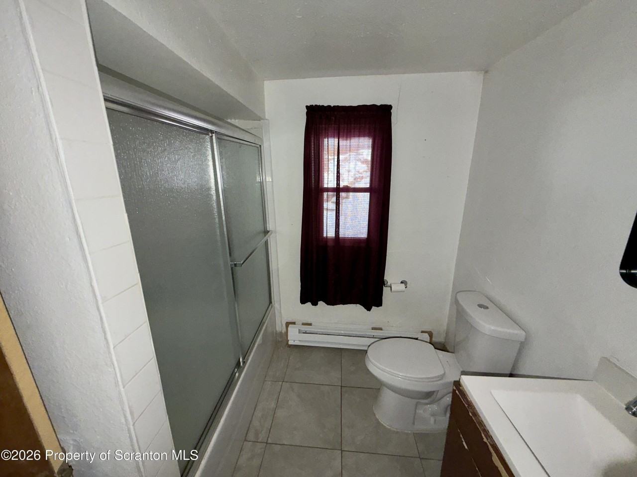 41 Drummond St - Photo 6 of 12