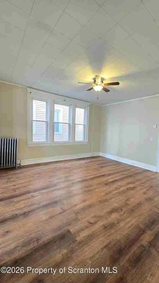 543 N Sumner Ave - Photo 5 of 16