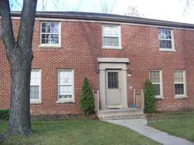 Spacious 1 BR Apt Home in 4 family building in Wauwatosa - Photo 1 of 1