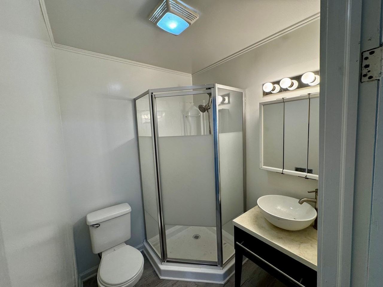 1430 36th St - Photo 3 of 17