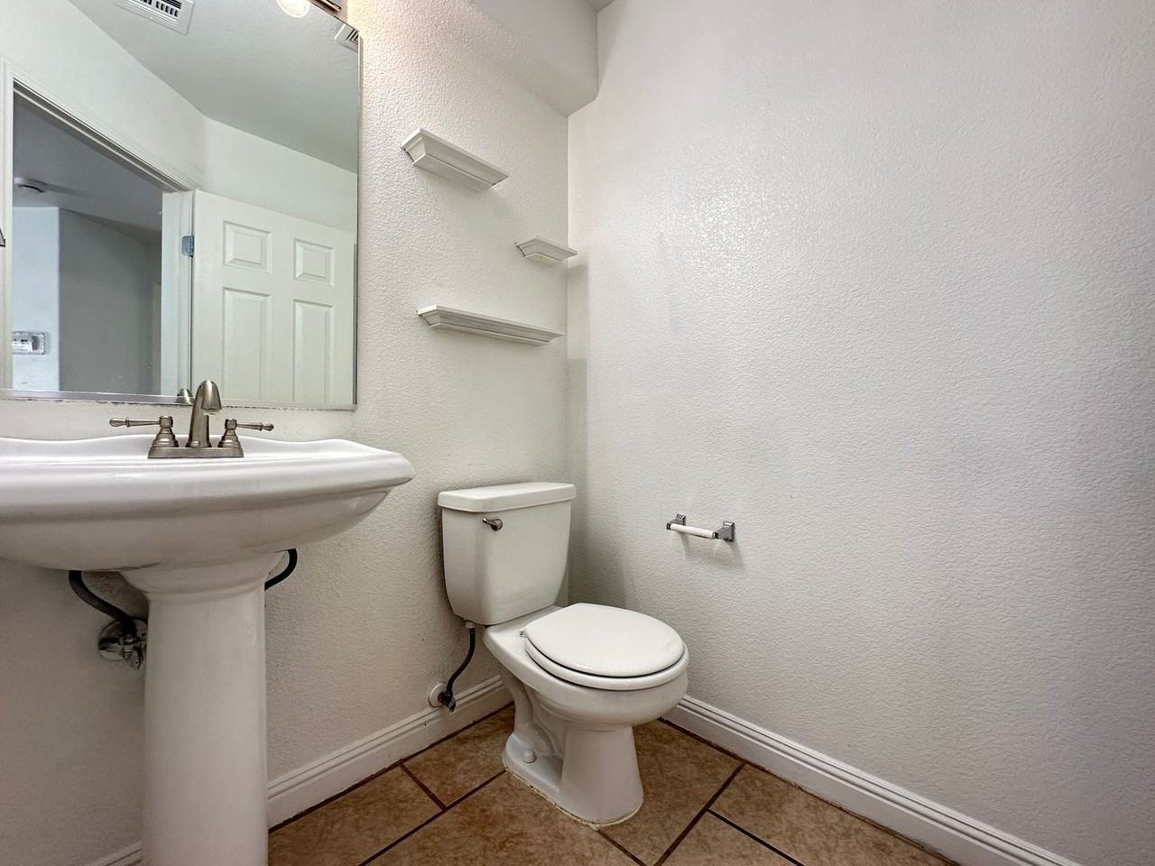 10452 Mihela Ave - Photo 7 of 22