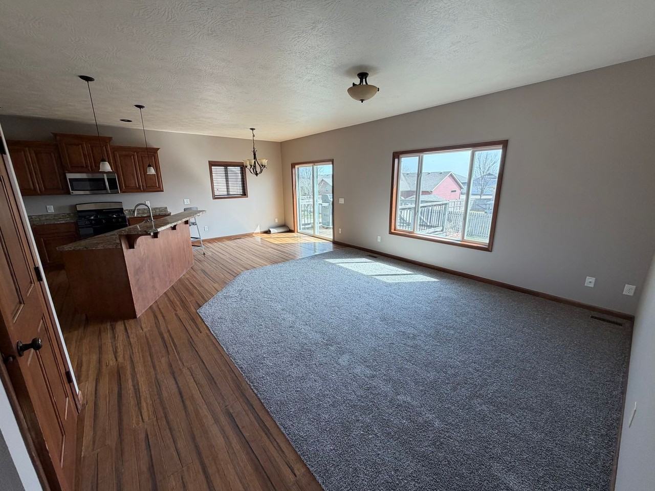 6505 E 49th St - Photo 4 of 17