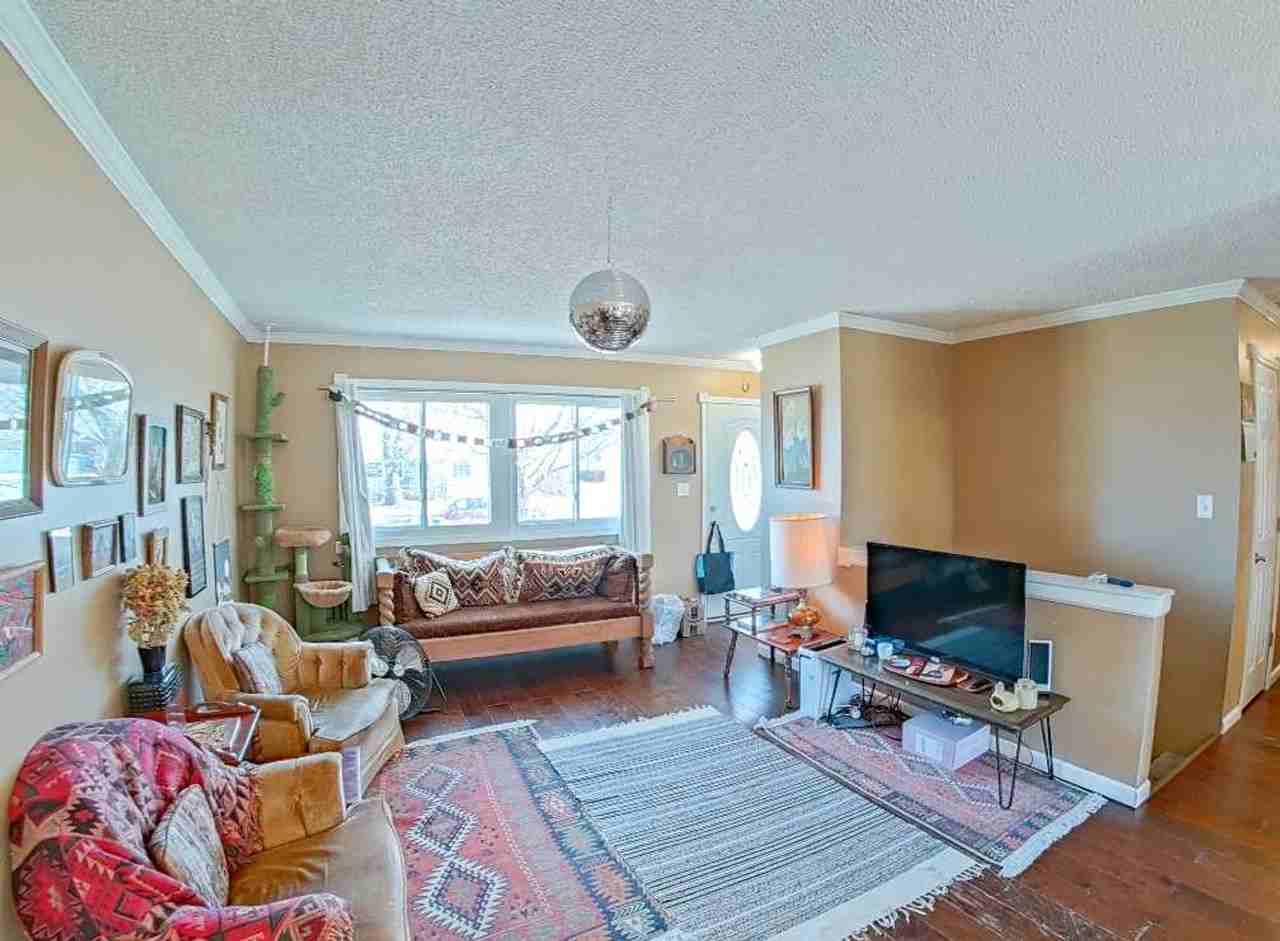 2021 Beck St - Photo 3 of 14