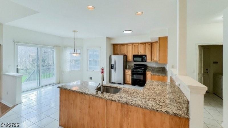 9 Collins Dr - Photo 5 of 26