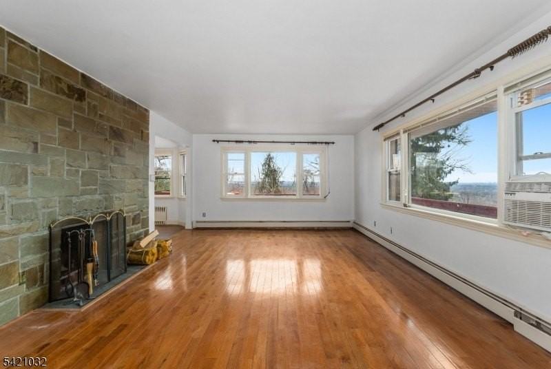 145 Highview Ter - Photo 5 of 42