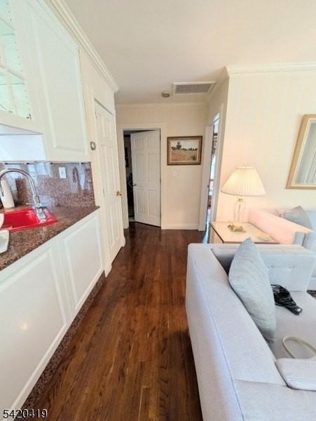 48 Mount Kemble Ave #B - Photo 7 of 19