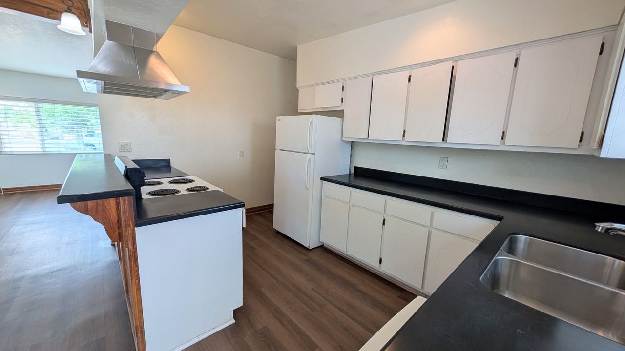 6613 Copper Mountain Rd - Photo 5 of 11