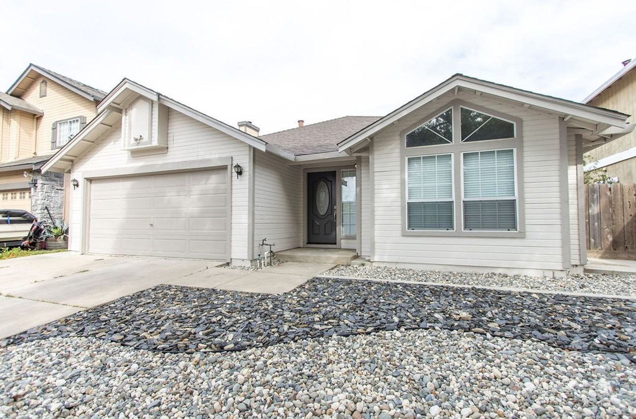 757 Waddell Way - Photo 2 of 16