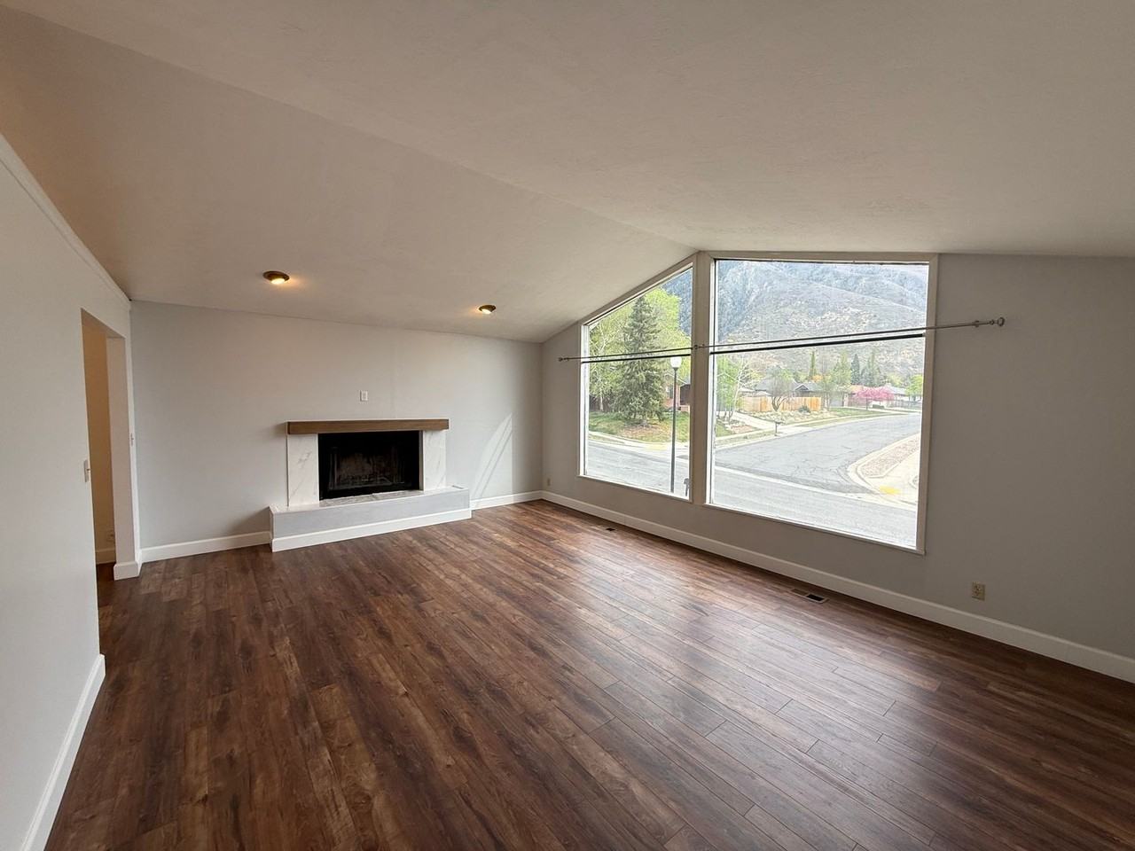 2311 E High Mountain Dr - Photo 2 of 49