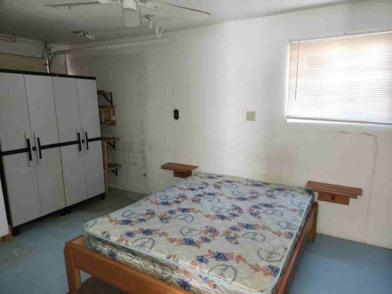 13698 E 51st St #A - Photo 4 of 8