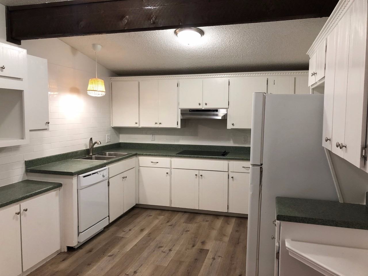 10201 Island View Dr - Photo 3 of 19