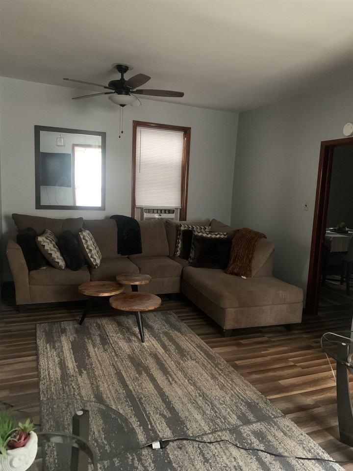 90 Williams Ave #1 - Photo 2 of 9