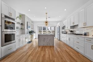 featured image of 303 4th St #2