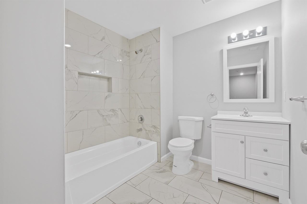 45 Franklin St #2 - Photo 5 of 30