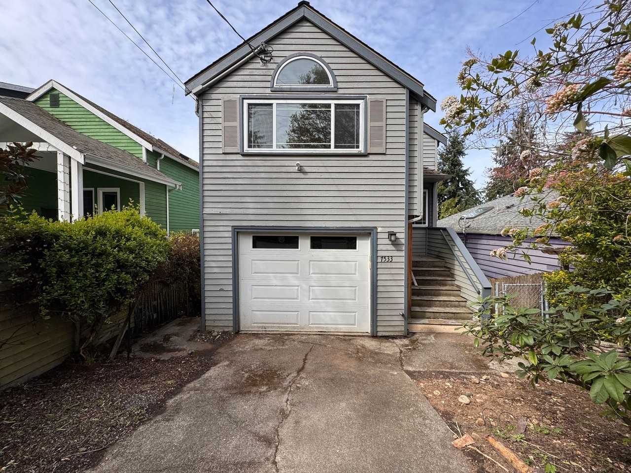 7533 30th Ave Ne - Photo 2 of 39