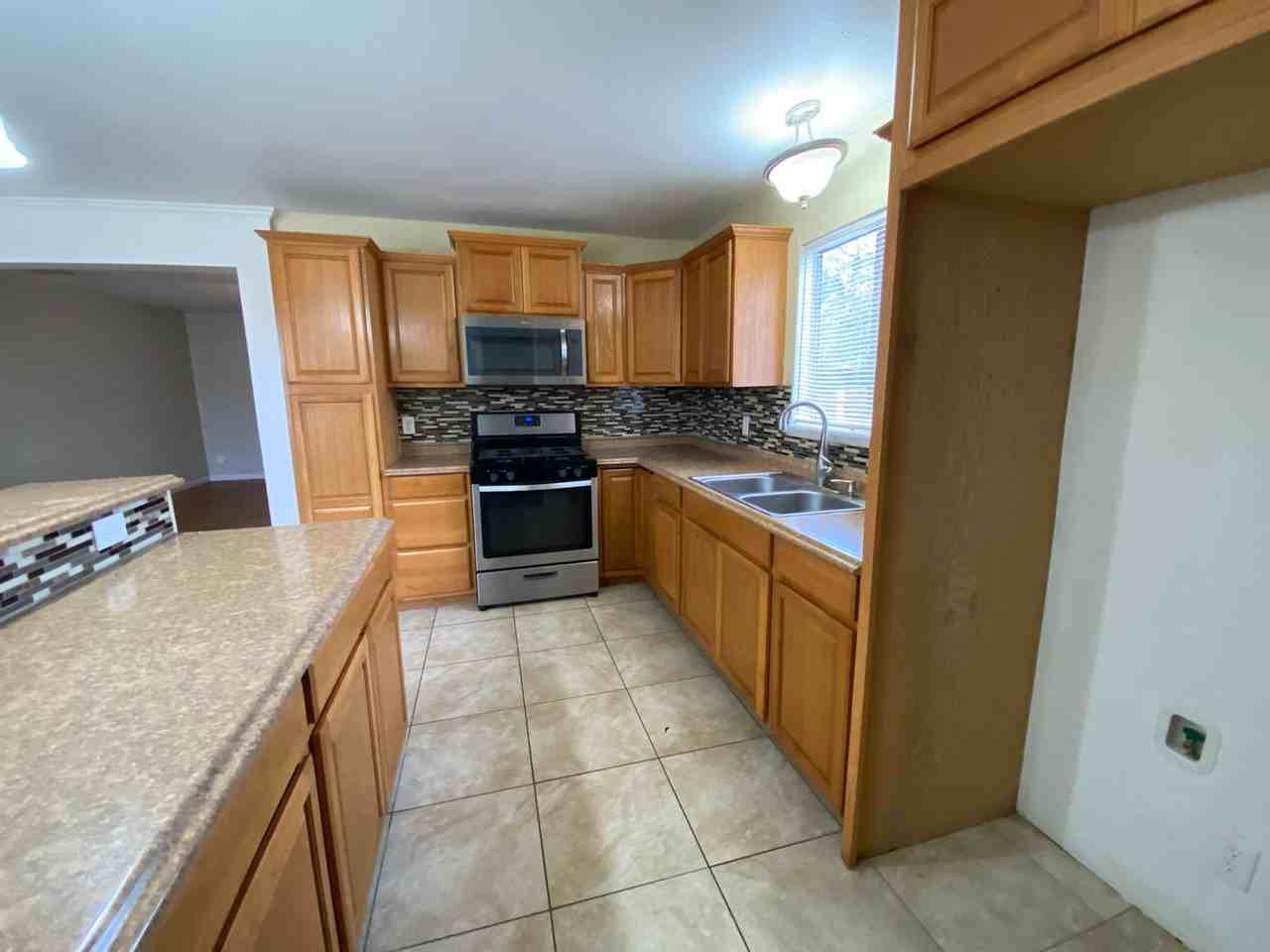 4327 W School Ave - Photo 7 of 22