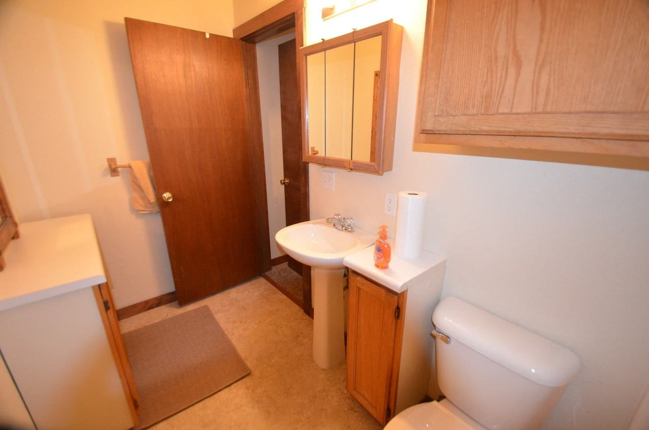 44 Singleton Rd - Photo 4 of 21