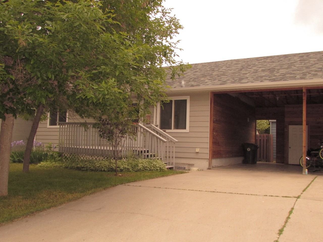 1936 Fremont St - Photo 2 of 16