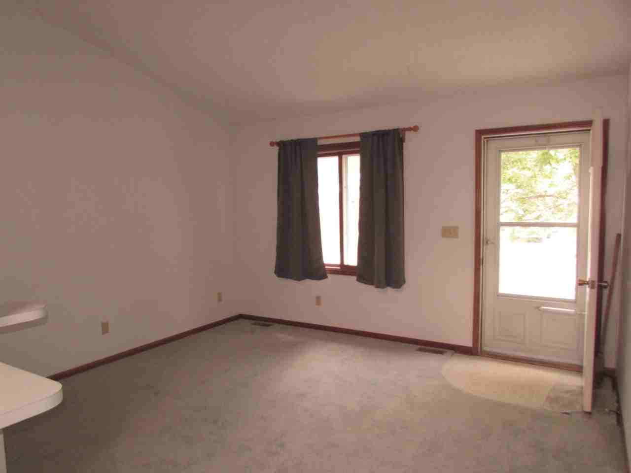 1936 Fremont St - Photo 6 of 16