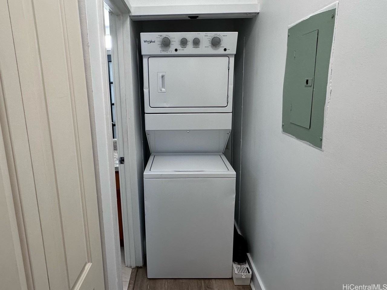 2522 Date St Apt 102 - Photo 6 of 6