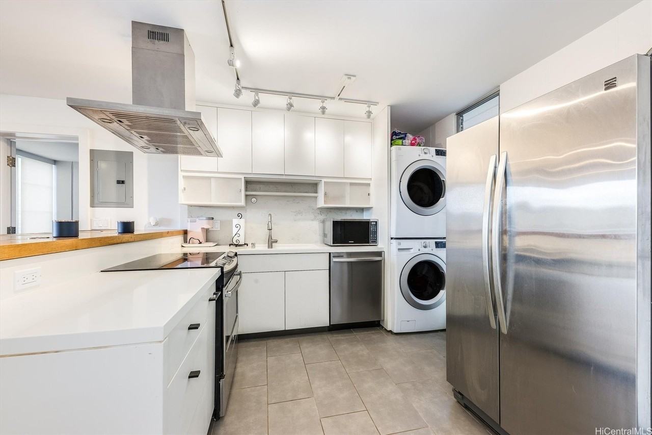 95-61 Waikalani Dr Apt D704 - Photo 4 of 22