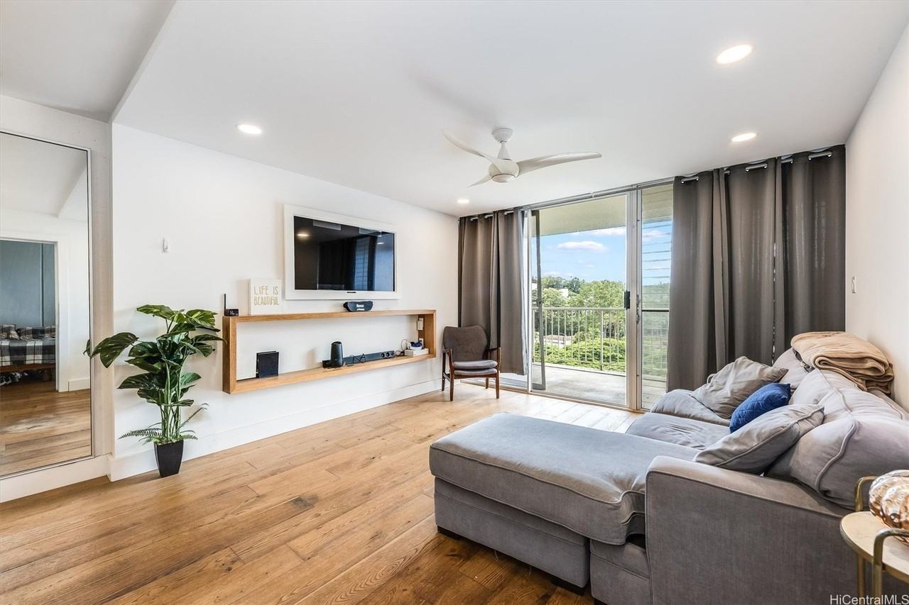 95-61 Waikalani Dr Apt D704 - Photo 5 of 22