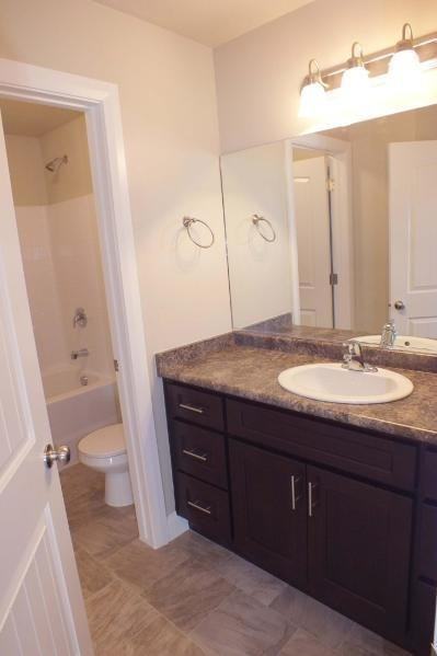 3049 N 275 E - Photo 2 of 14