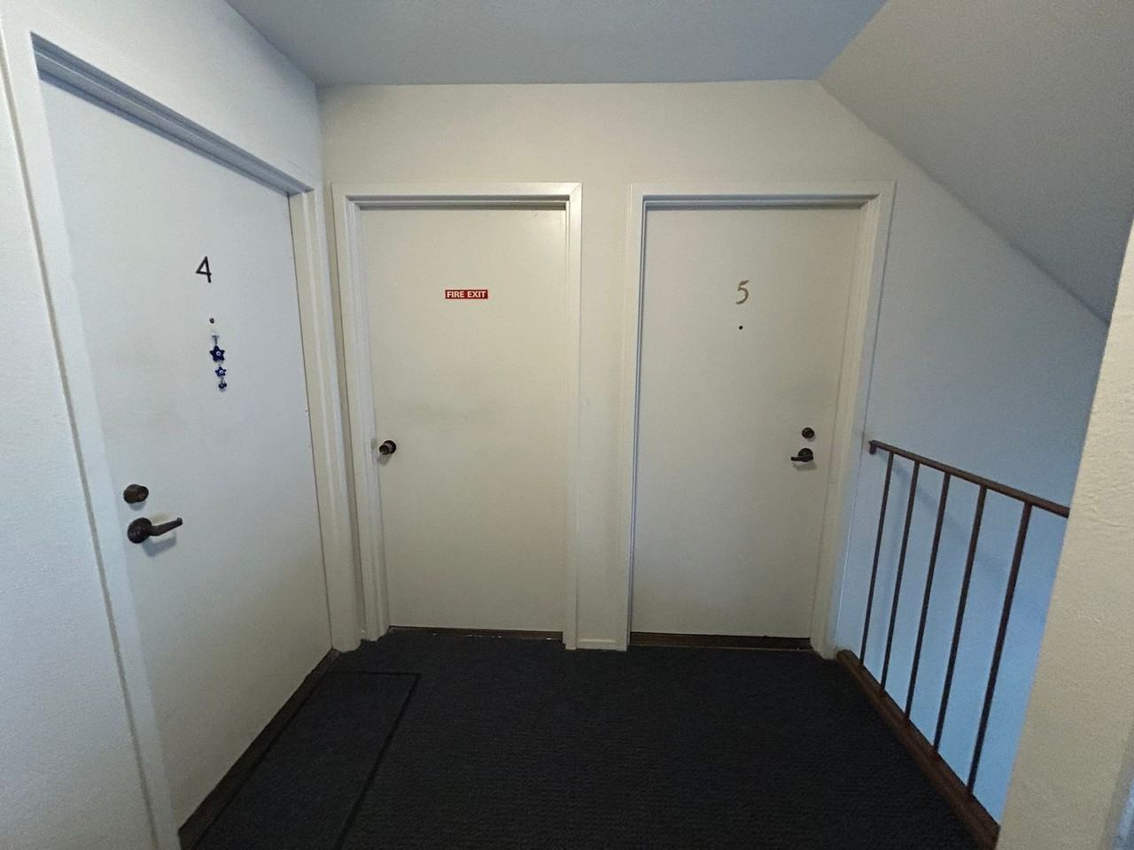 907 Bosworth St #5 - Photo 2 of 39