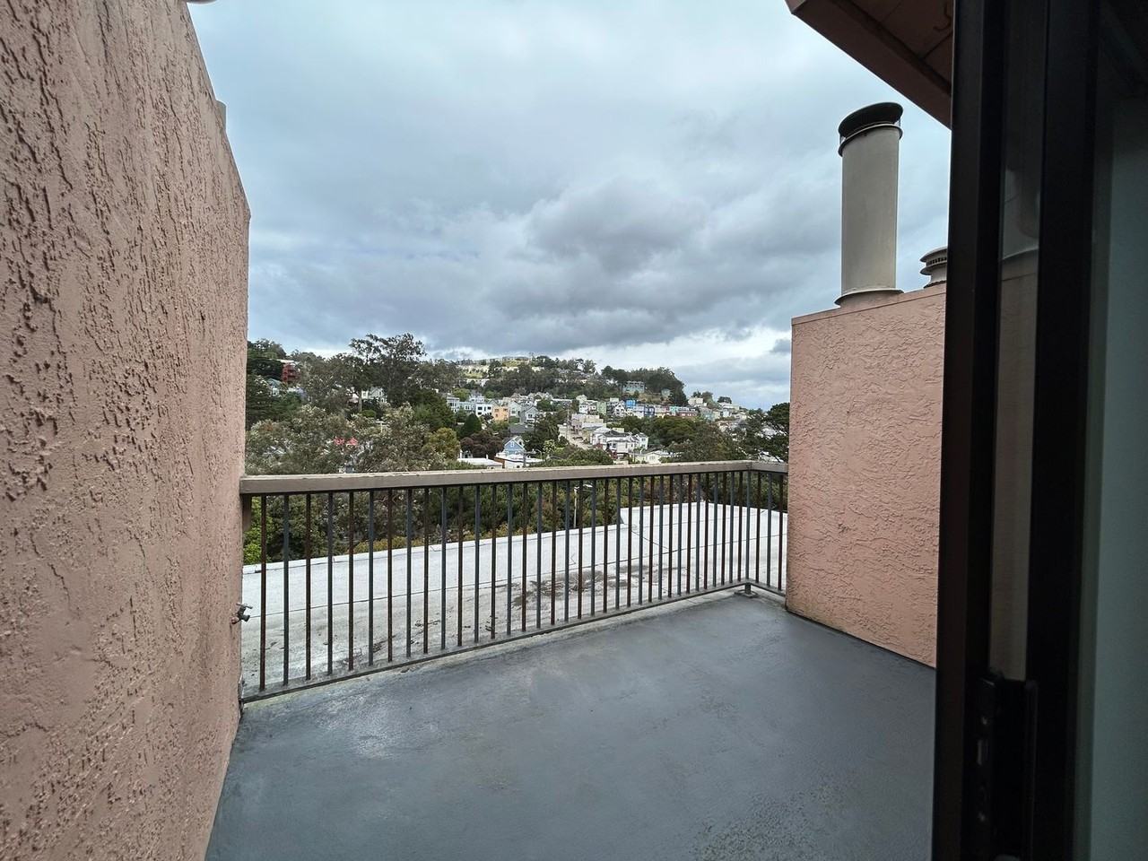 907 Bosworth St #5 - Photo 5 of 39