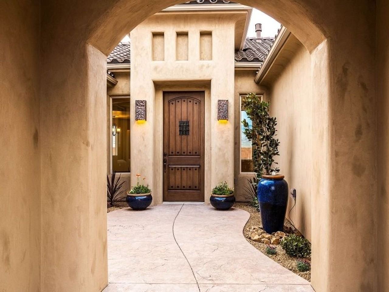 159 N Tenaya Ct - Photo 3 of 22