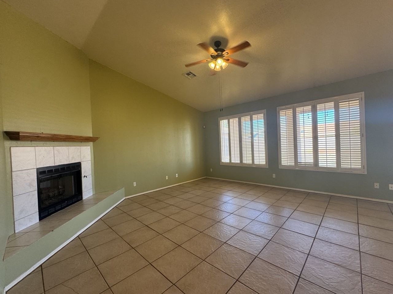 3817 Camino Arroyo - Photo 5 of 22