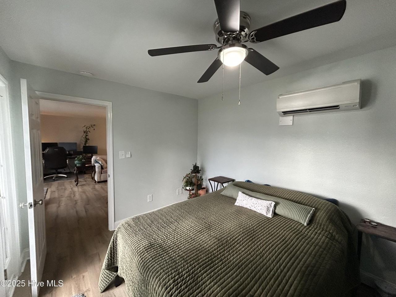 219 Dockside Dr - Photo 7 of 11