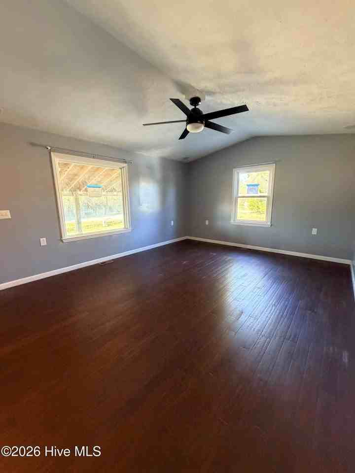 721 Bell Williams Rd - Photo 7 of 19