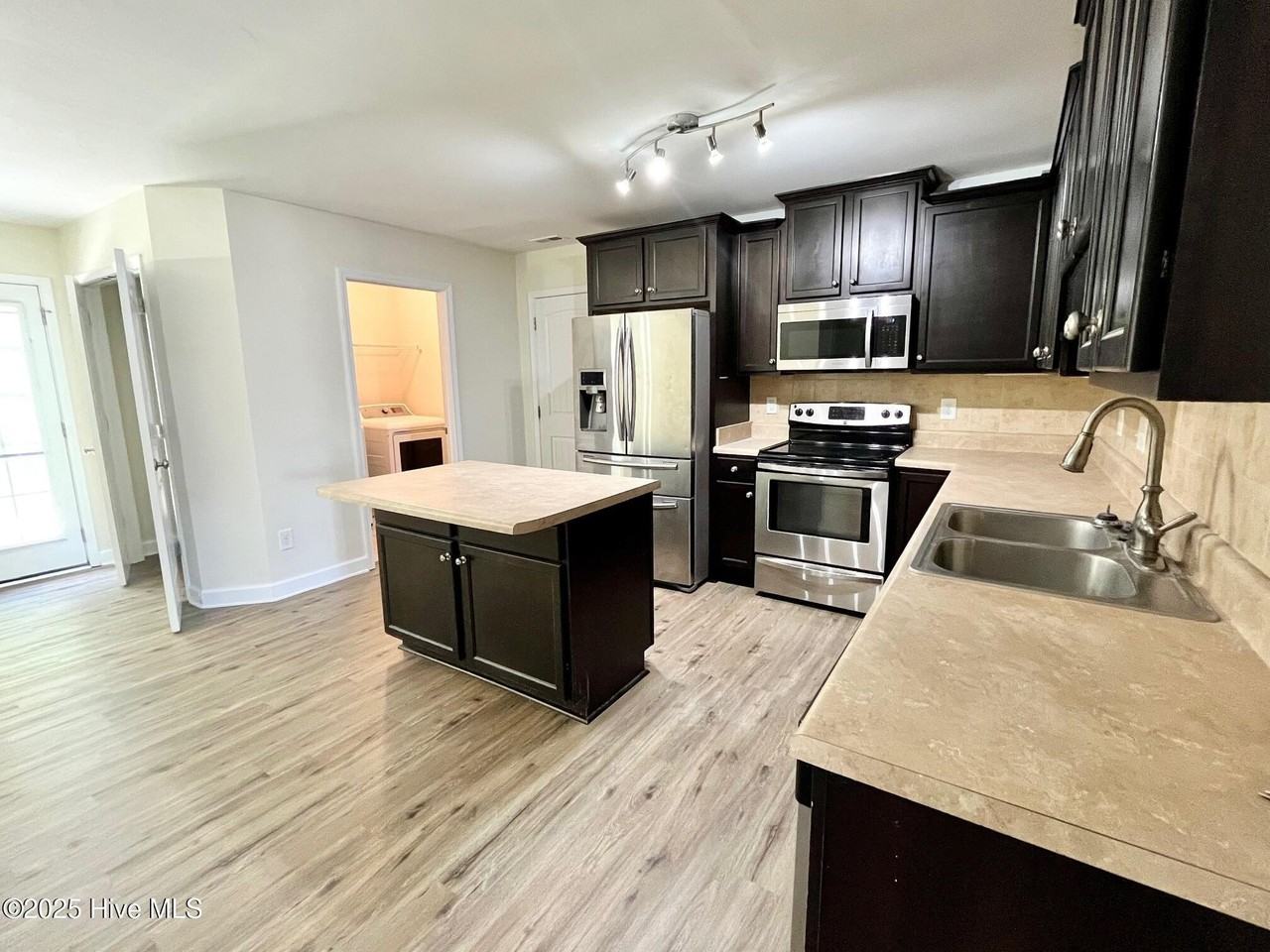 255 Merin Height Rd - Photo 6 of 19