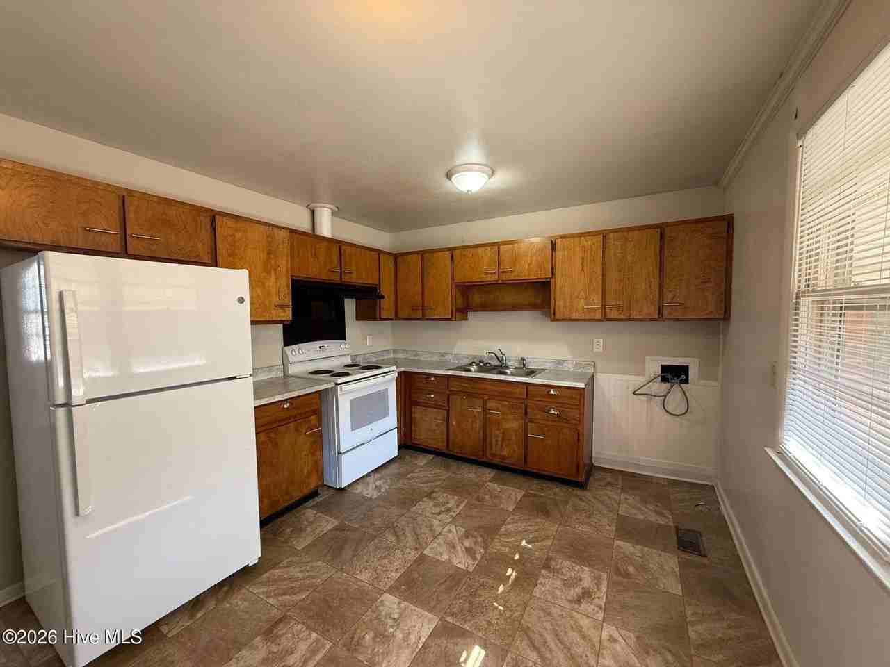 200 Kitt Dr - Photo 2 of 10