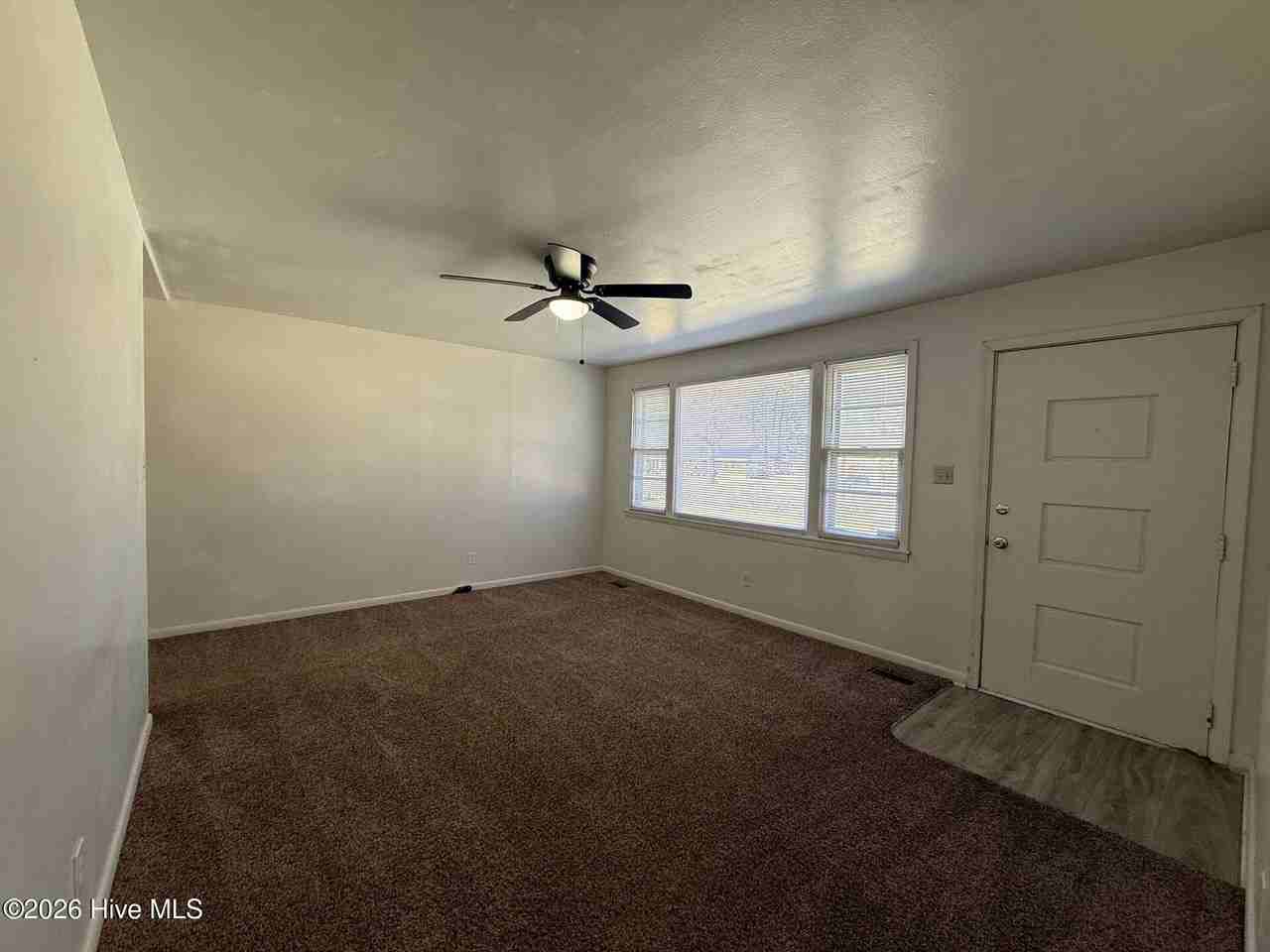 200 Kitt Dr - Photo 3 of 10