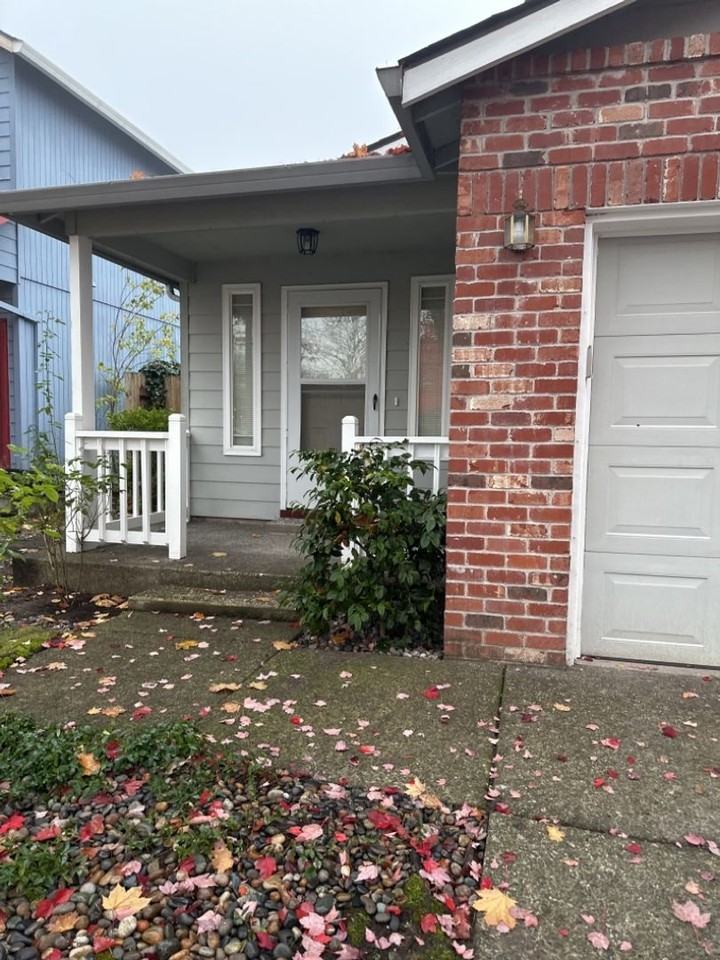 11418 Ne 30th Cir - Photo 2 of 19