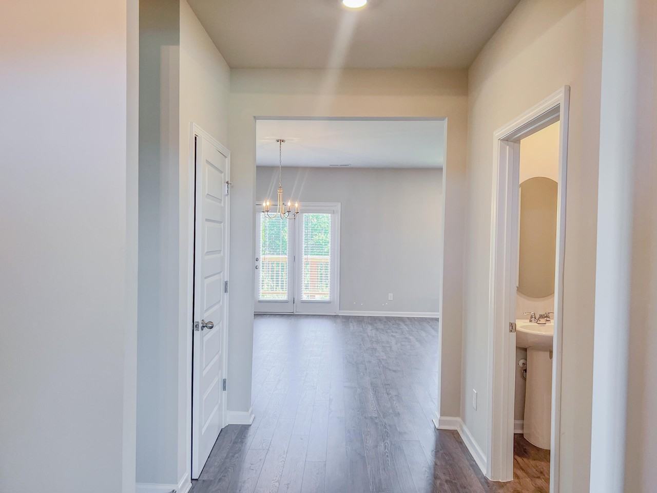 430 Furlough Dr - Photo 2 of 38