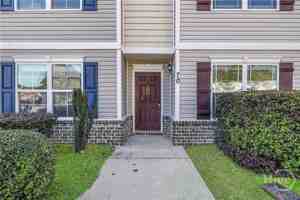 featured image of 70 Winter Lake Cir