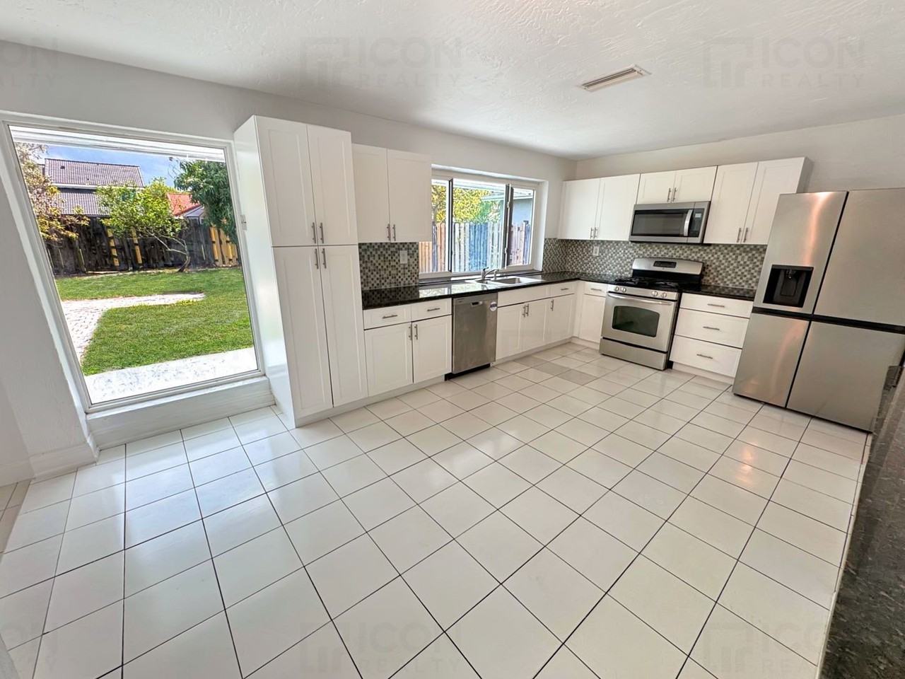 9574 Nw 19th Pl - Photo 2 of 15