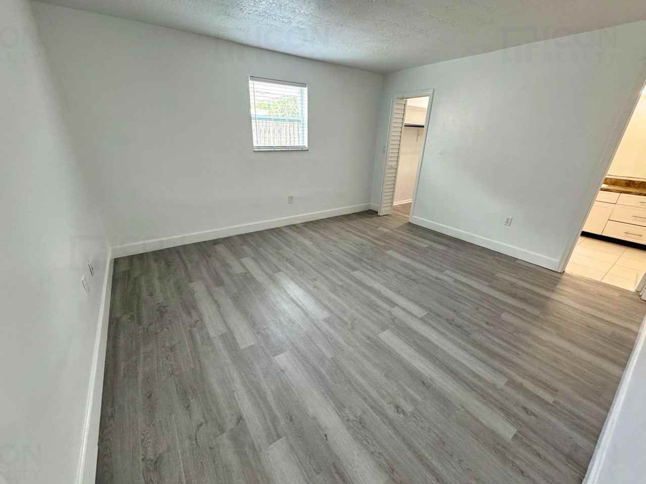 9574 Nw 19th Pl - Photo 5 of 15