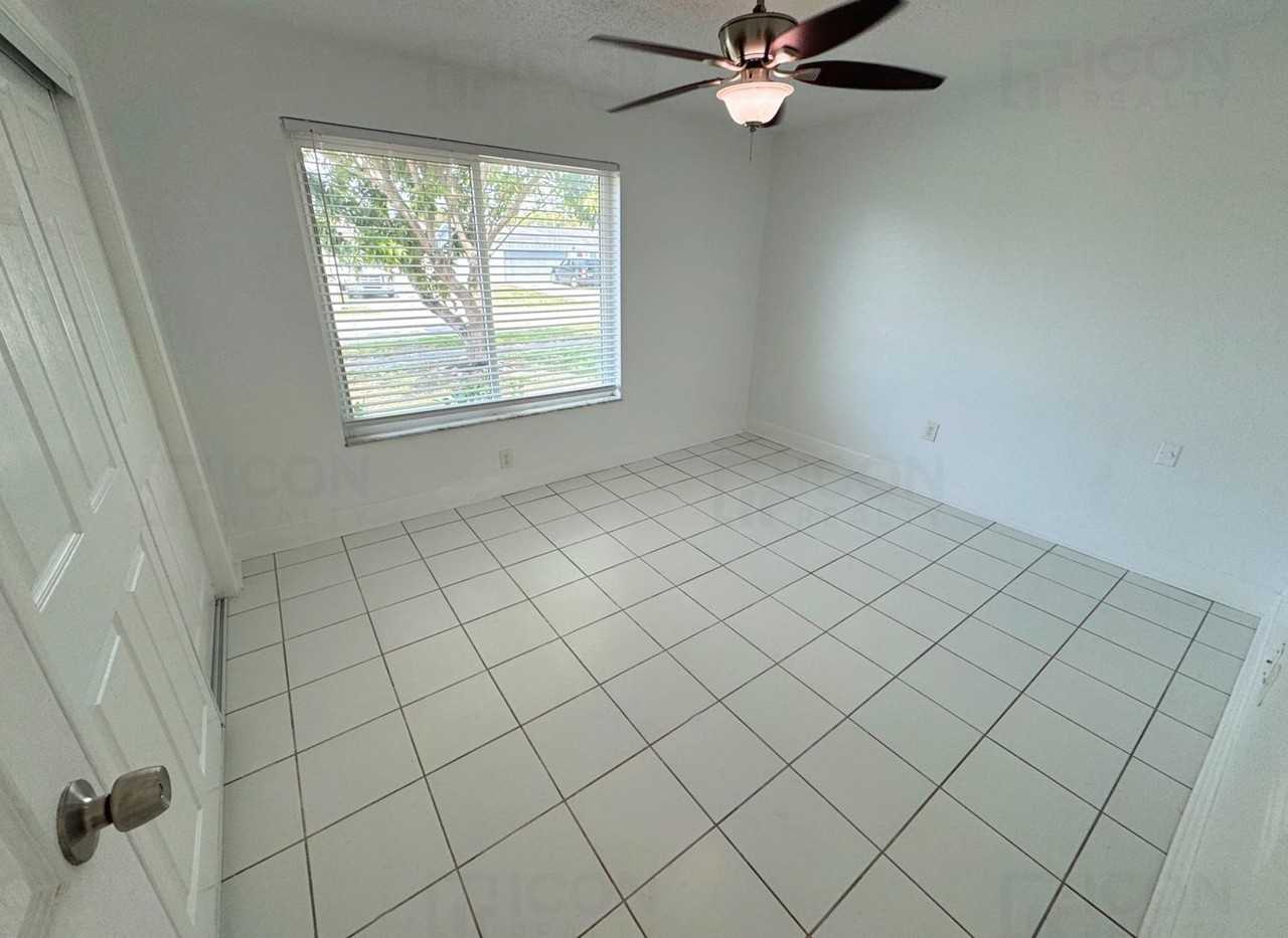 9574 Nw 19th Pl - Photo 6 of 15