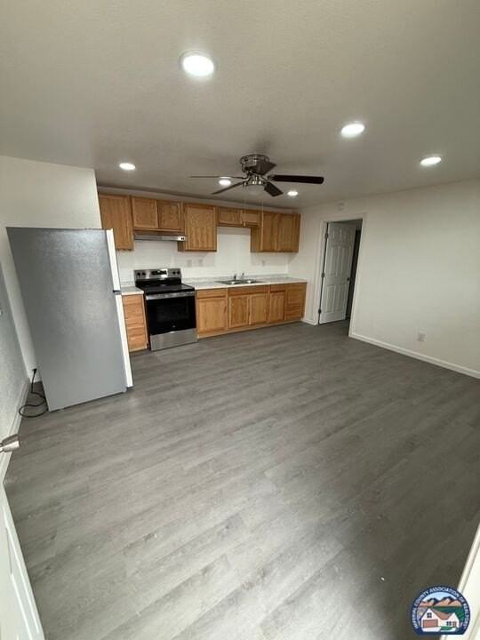 232 W Barbara St Apt D - Photo 2 of 7