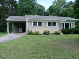 featured image of 1005 Hollywood Dr