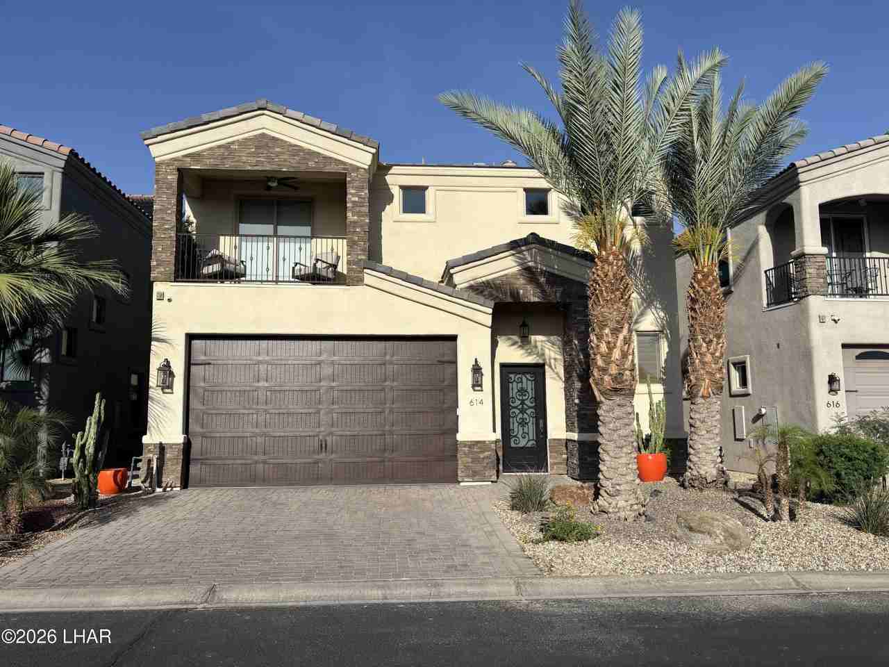 614 Grand Island Dr - Photo 4 of 47