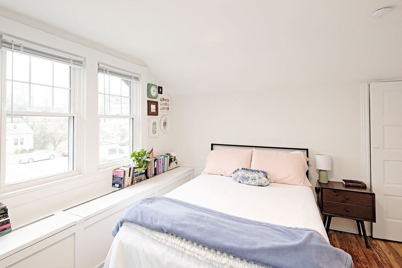 2309 Fontaine Ave #4 - Photo 4 of 18