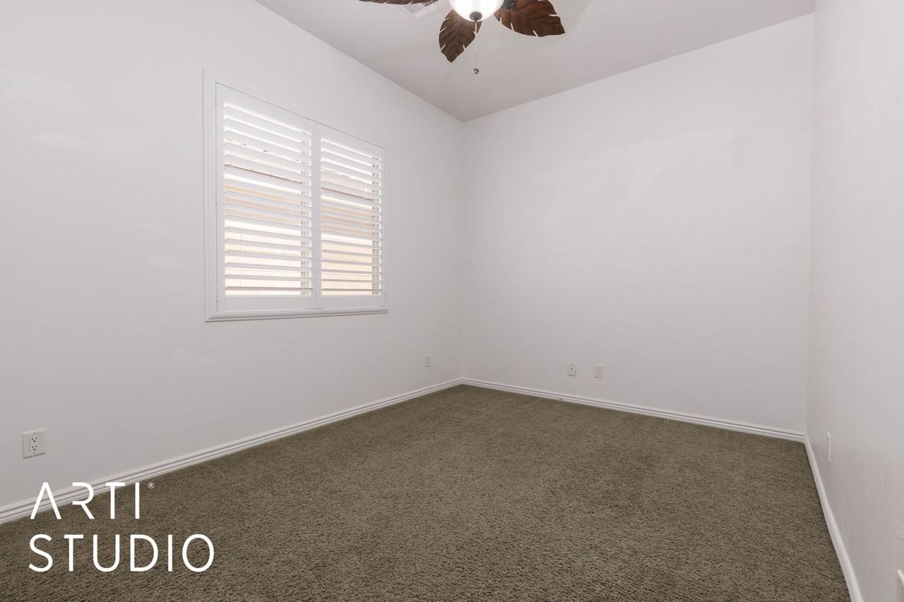 705 Arguello Cir - Photo 6 of 32