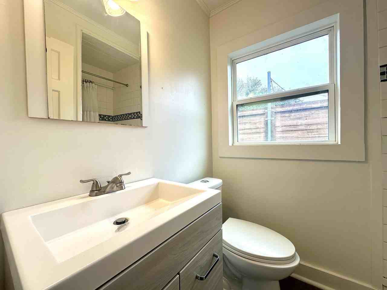 3309 22nd St #REAR - Photo 2 of 9