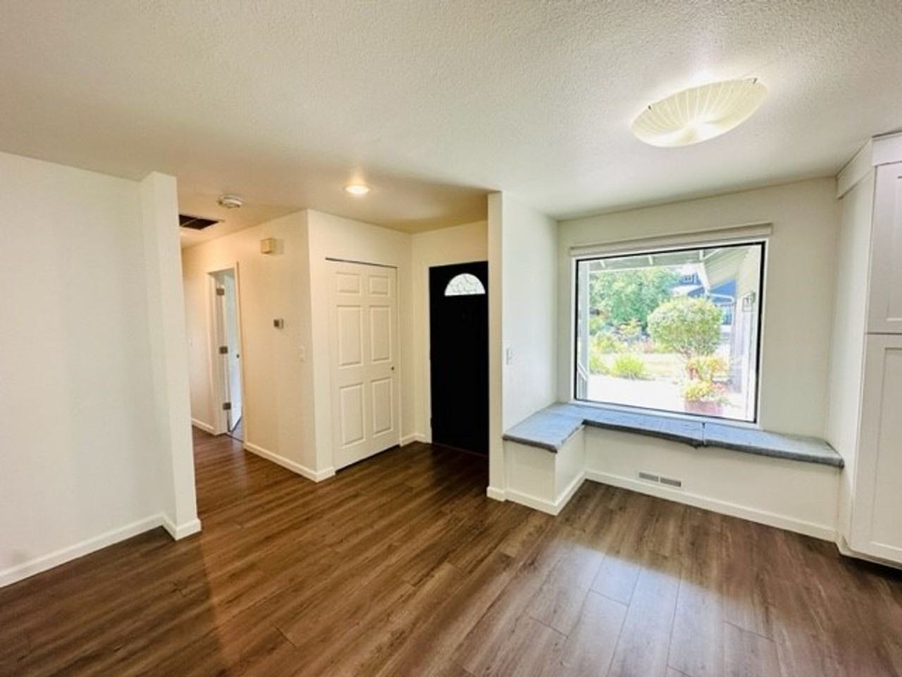 14238 278th Ave Ne - Photo 3 of 32